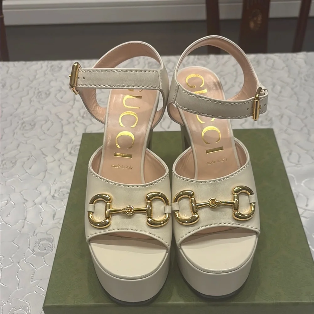 Gucci Women's Napa charlotte Ivory and Gold Platform Sandals size 40.5